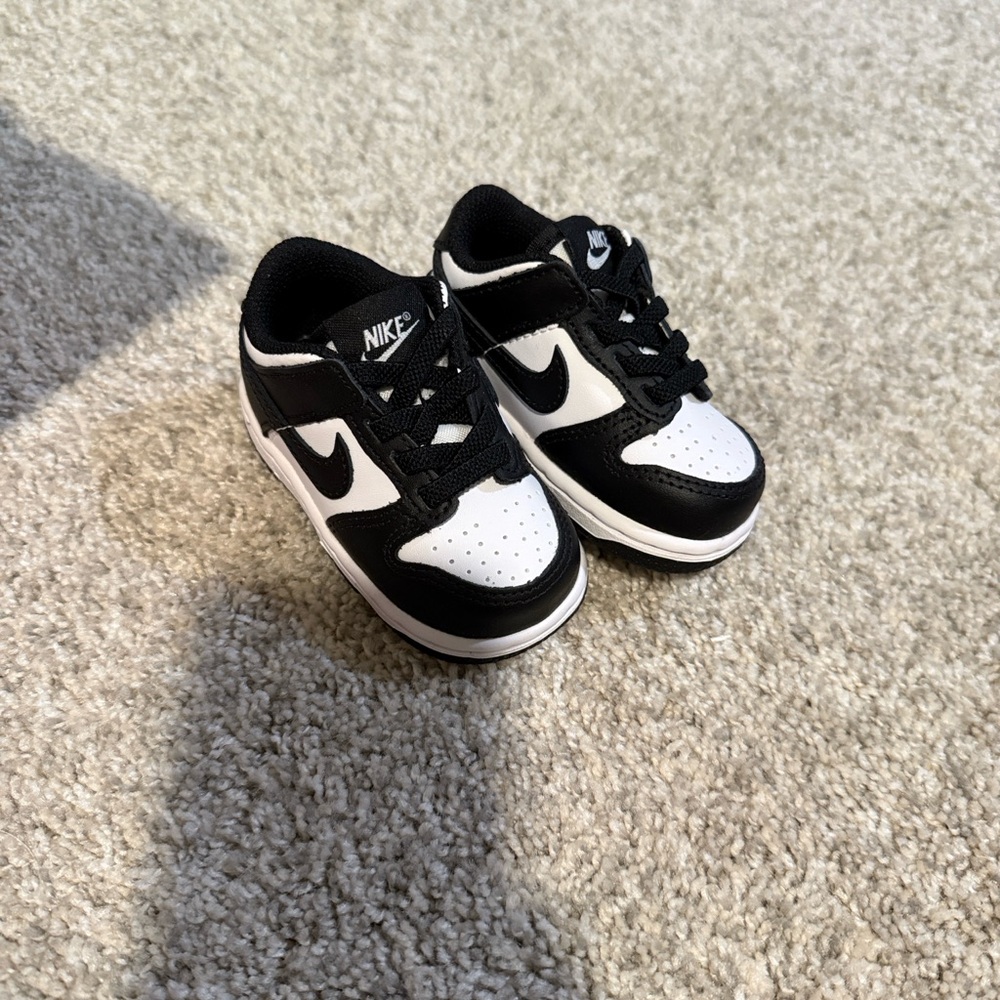 NWT Nike Panda Dunk Low Toddler